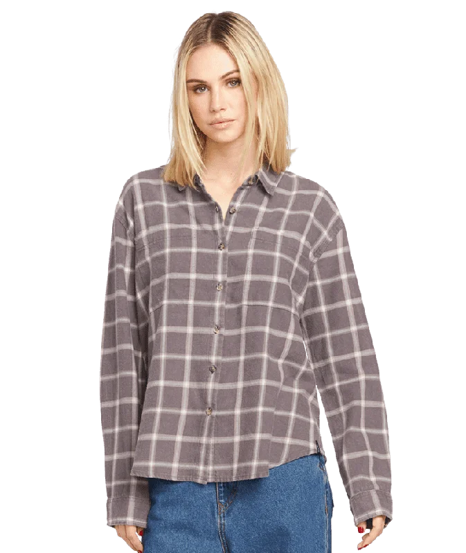 VOLCOM Women's Plaid To Meet U 2 Long Sleeve Shirt Dark Grey Relaxed Fit Short Sleeve Top